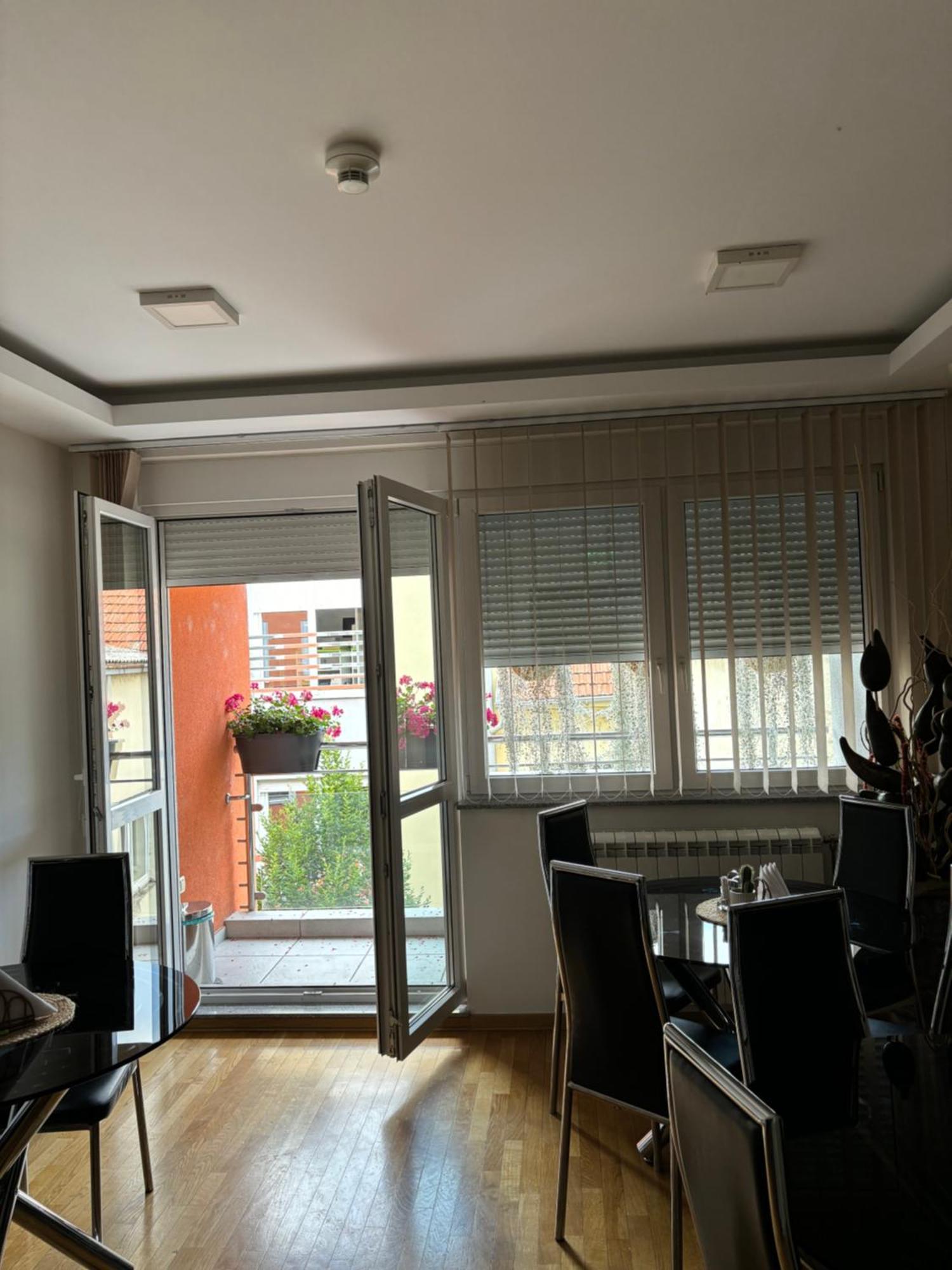 Atrium Bed and Breakfast Sremska Mitrovica Exteriör bild